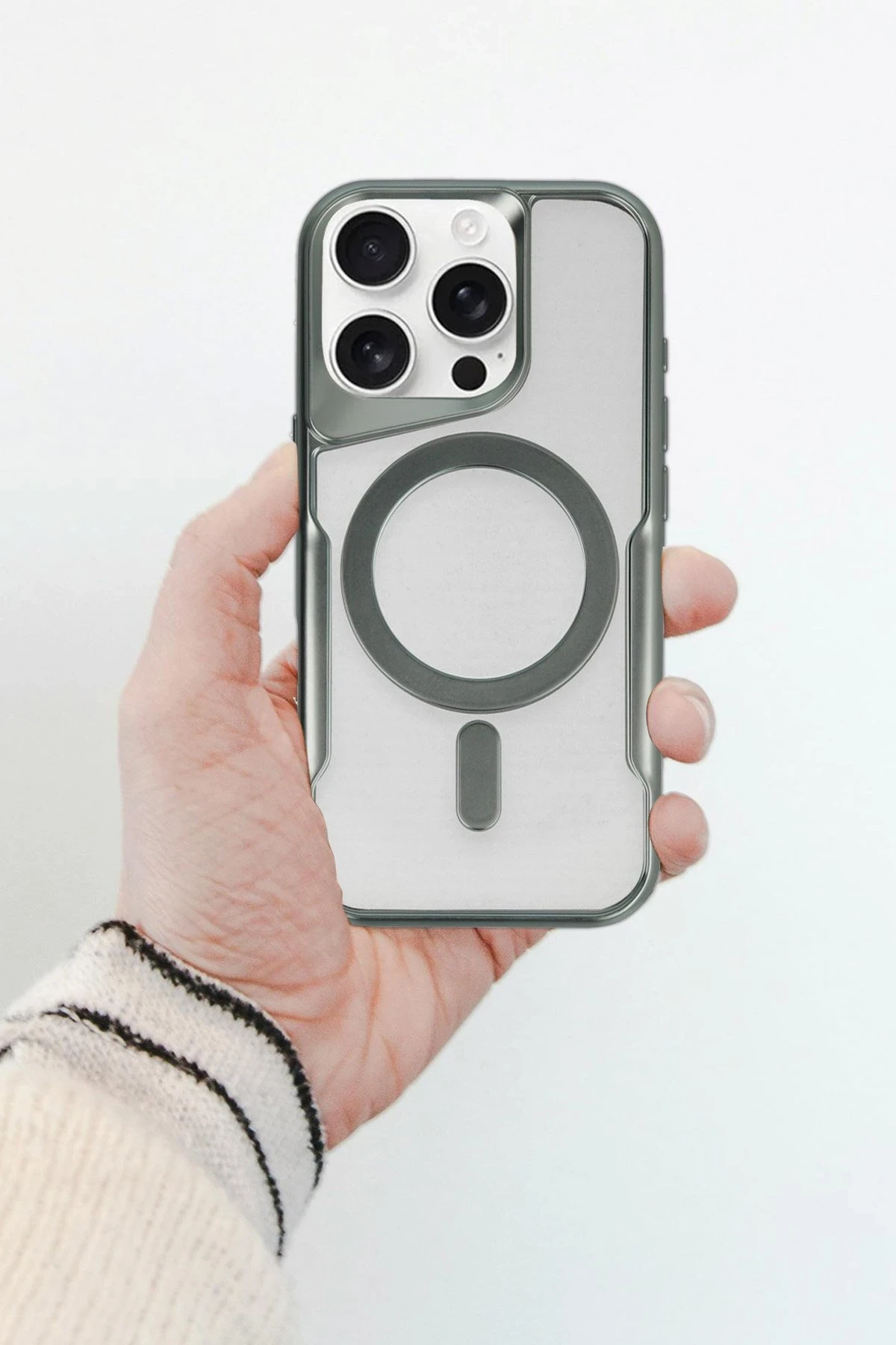 Newface Apple iPhone 11 Kılıf Boyi Magsafe Silikon Kapak - Siyah — görsel 2