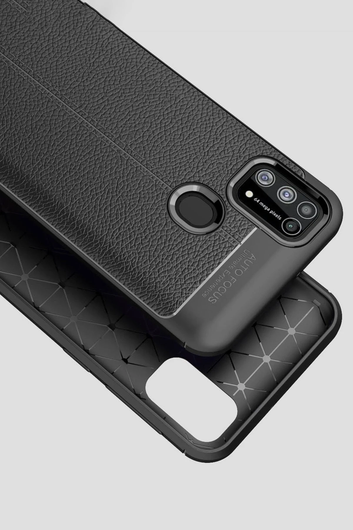Newface Samsung Galaxy M31 Kılıf Auto Focus Kapak - Siyah — görsel 3