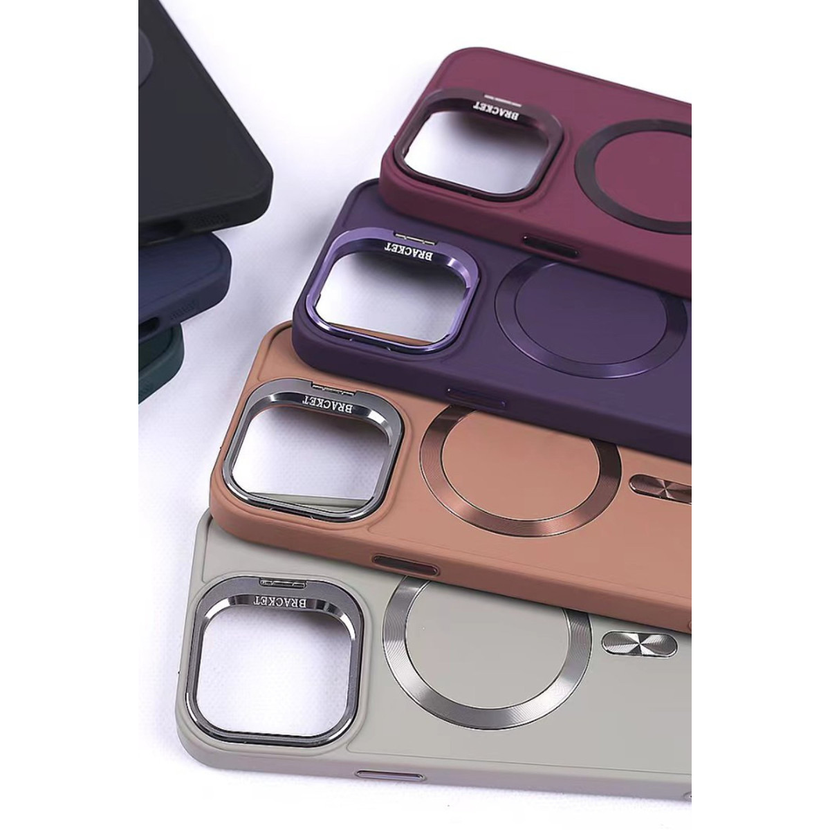 Joko Apple iPhone 14 Pro Max Royce Magsafe Kapak - Siyah — görsel 9