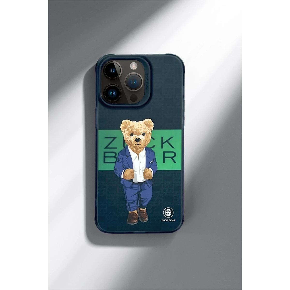 ZuckBear Apple iPhone 15 Pro French Riviera Chic Kapak - Monaco Glitz