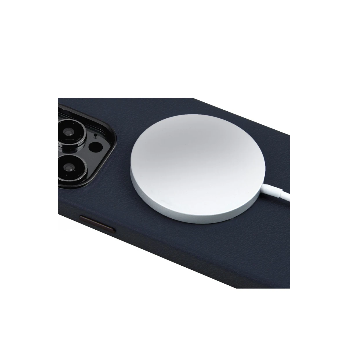 Uniq Apple iPhone 15 Pro Lyden Magsafe Deri Kapak - Mavi