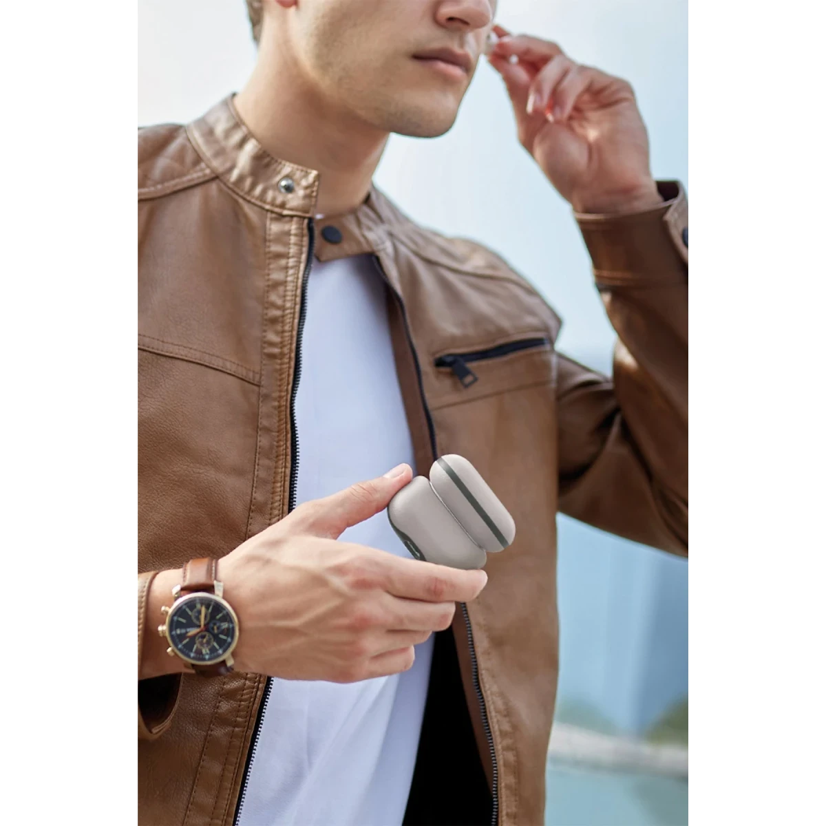 Uniq Apple Airpods Pro 2 (2.nesil) Lyden DS Deri Kılıf - Bej
