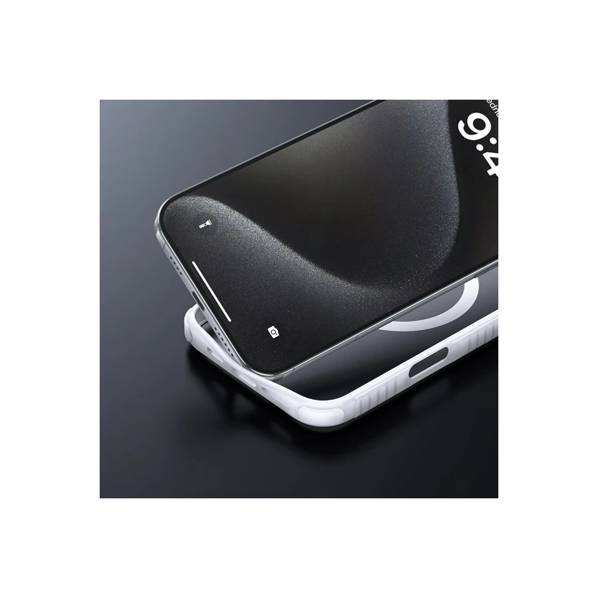 Hoco. Apple iPhone 16 Pro Max Armour Antishock Protective Magsafe Kapak - Beyaz