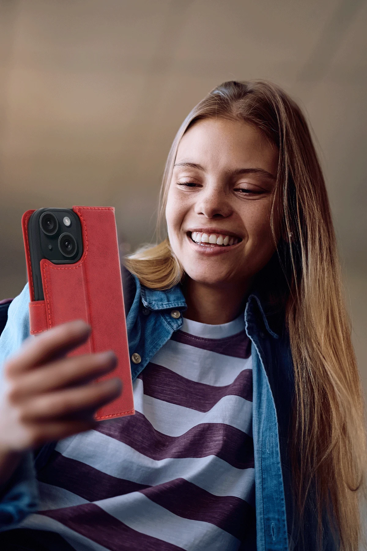 Newface Apple iPhone 15 Trend S Plus Kapaklı Kılıf - Siyah