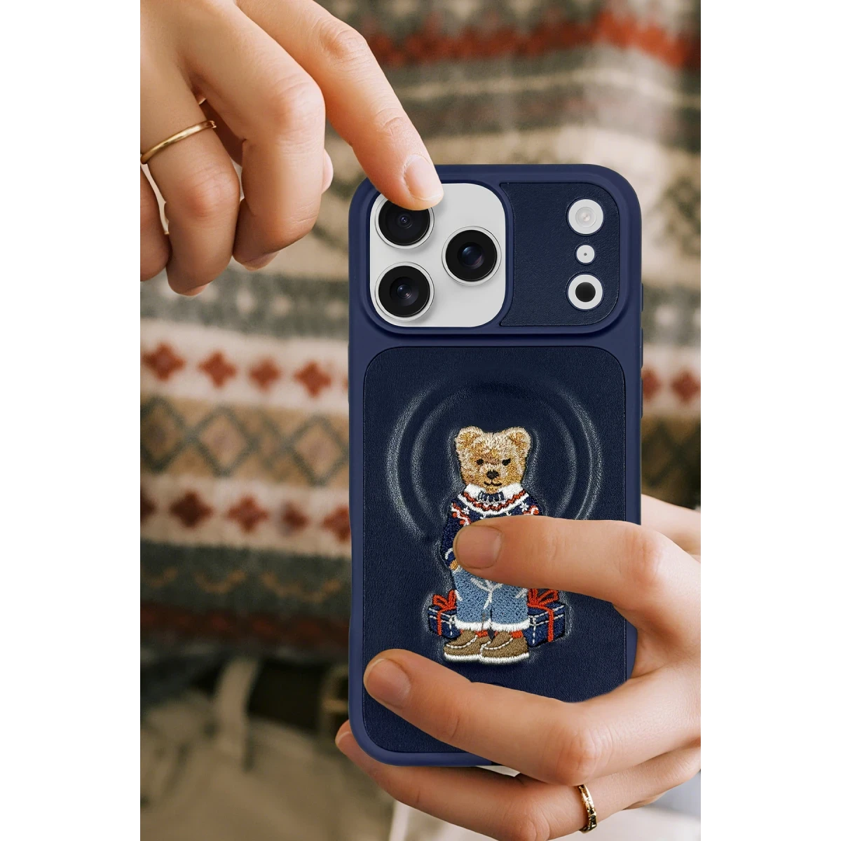 ZuckBear Apple iPhone 17 Pro Aristo Kapak - Siyah